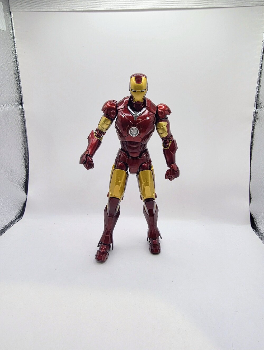 S.H.Figuarts Action Figure Iron Man Mark 3, Diecast Movable Figure